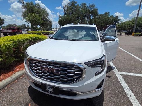 Used 2019 GMC Terrain Denali w/ Advanced Safety Package FWD image 2