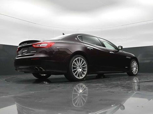 Used 2018 Maserati Quattroporte S GranLusso RWD image 40