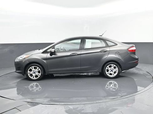 Used 2016 Ford Fiesta SE w/ Cold Weather Package FWD image 27