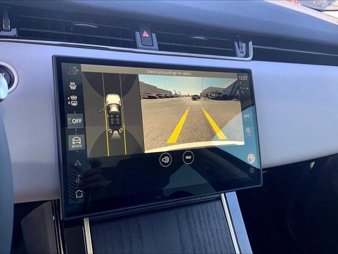 Used 2025 Land Rover Range Rover Evoque Dynamic SE image 25