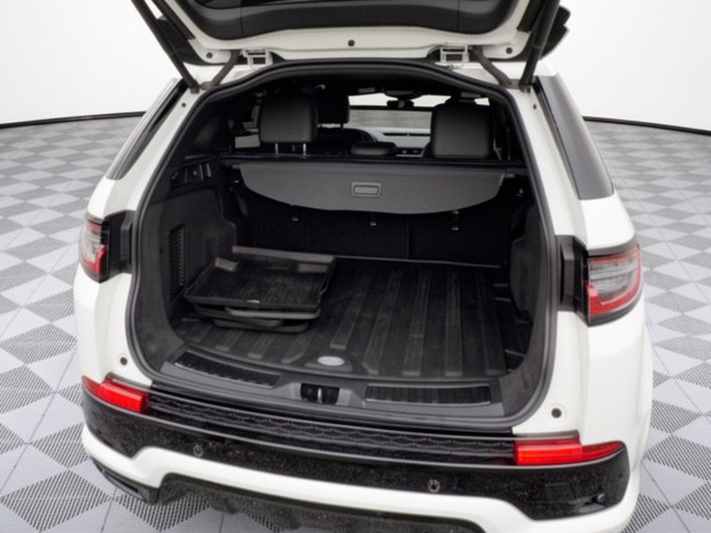 Used 2023 Land Rover Discovery Sport SE R-Dynamic AWD/4WD image 28