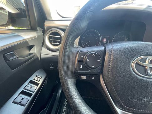 Used 2018 Toyota RAV4 LE w/ All Weather Liner Package image 18