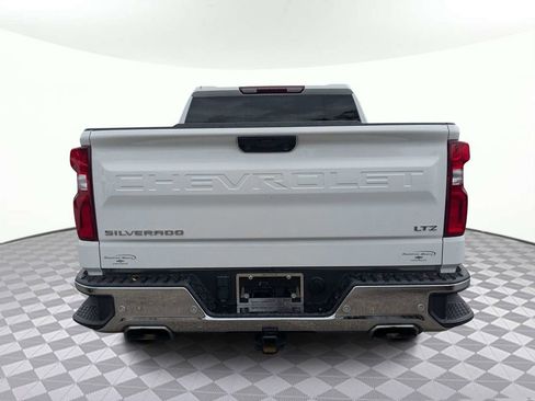 Used 2025 Chevrolet Silverado 1500 LTZ AWD/4WD image 5