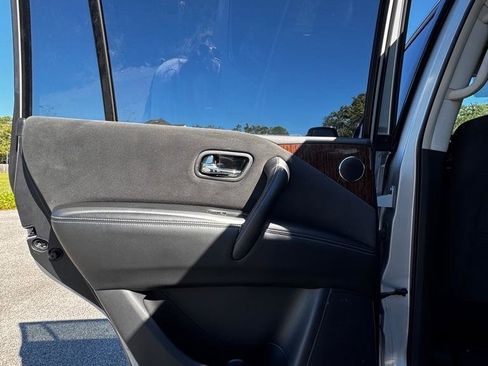 Used 2020 Nissan Armada SV w/ Driver Package RWD image 13