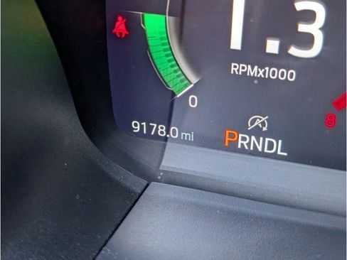 Used 2025 Ford Explorer ST-Line w/ ST-Line Street Pack image 19