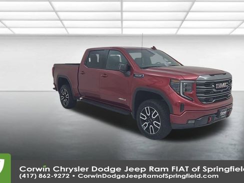 Used 2024 GMC Sierra 1500 AT4 w/ Technology Package image 3