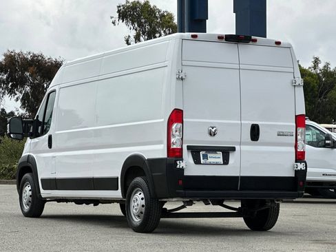 Used 2023 RAM ProMaster 2500 FWD image 6