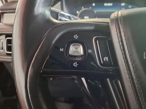 Used 2022 Lincoln Aviator AWD image 26