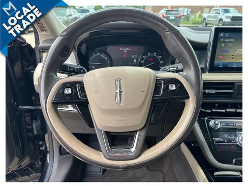 Used 2021 Lincoln Corsair FWD image 14