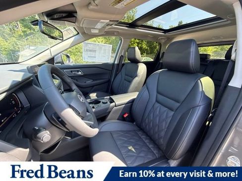 New 2026 Nissan Rogue Platinum w/ Platinum Premium Package AWD/4WD image 13