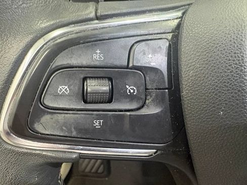 Used 2023 Buick Envision Preferred FWD image 17