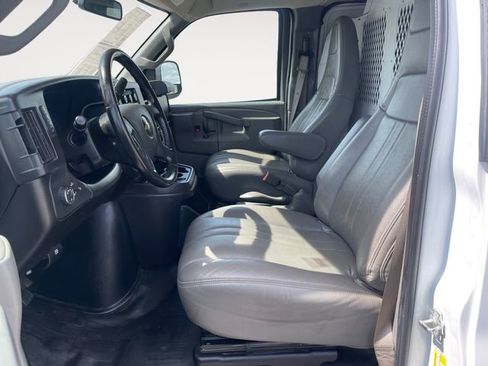 Used 2021 Chevrolet Express 2500 Extended w/ Driver Convenience Package RWD image 25