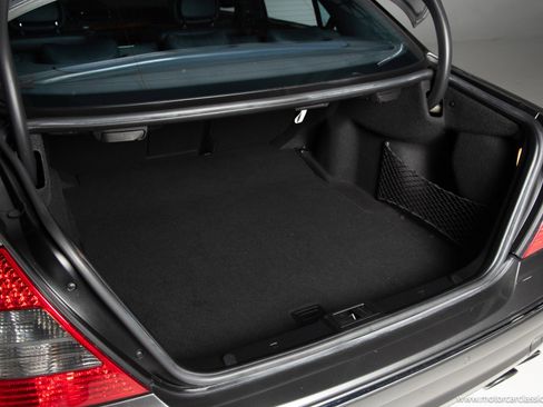 Used 2009 Mercedes-Benz E 63 AMG Sedan image 26