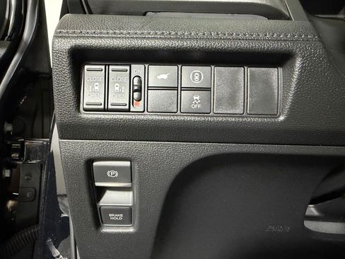 Used 2024 Honda Odyssey Sport image 23
