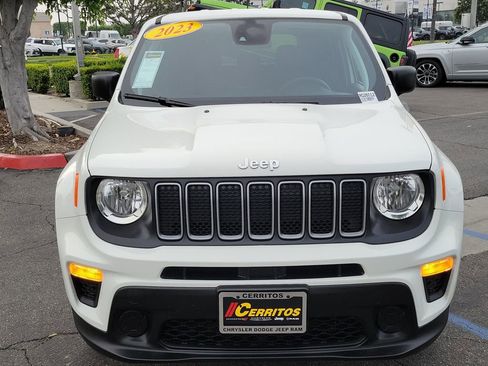 Used 2023 Jeep Renegade Latitude image 21