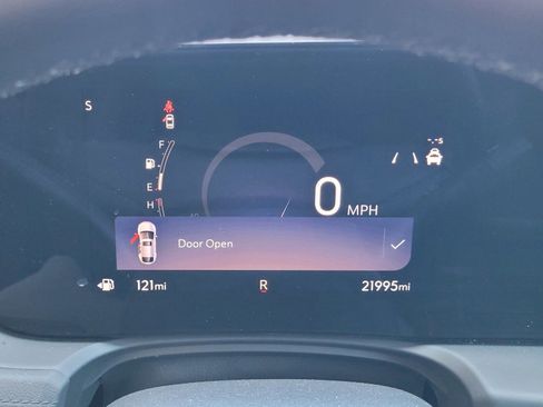 Used 2024 Buick Encore GX Sport Touring image 28