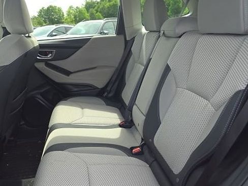 Certified 2024 Subaru Forester Premium AWD/4WD image 7