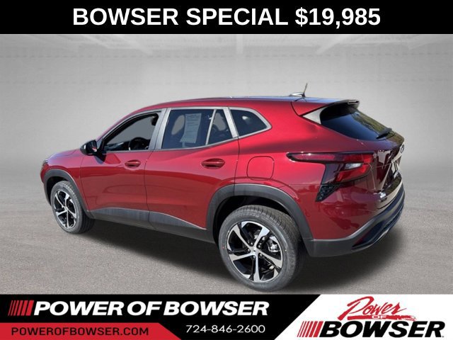 Certified 2024 Chevrolet Trax RS FWD image 3