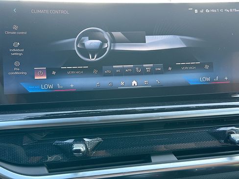 New 2026 BMW X5 sDrive40i w/ M Sport Package RWD image 11