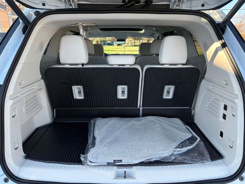 New 2026 Buick Enclave Avenir w/ Super Cruise Package image 43