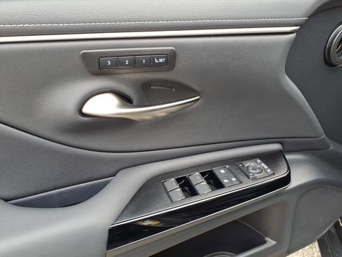 Certified 2025 Lexus ES 350 w/ Premium Package image 7