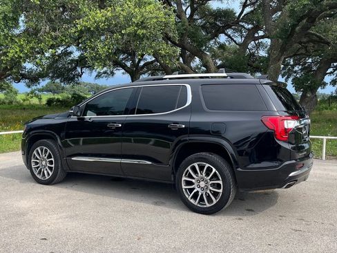 Used 2021 GMC Acadia Denali w/ Denali Technology Package FWD image 7