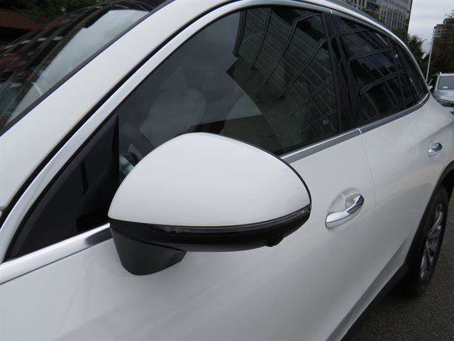 Used 2026 Mercedes-Benz GLC 300 4MATIC image 26
