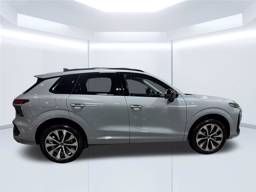 New 2026 Audi Q3 quattro 2.0T AWD/4WD image 6