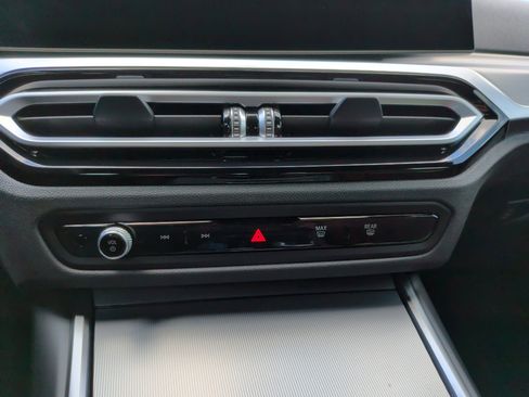 Certified 2023 BMW i4 eDrive35 w/ Premium Package image 19