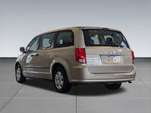 Used 2013 Dodge Grand Caravan American Value Package image 4