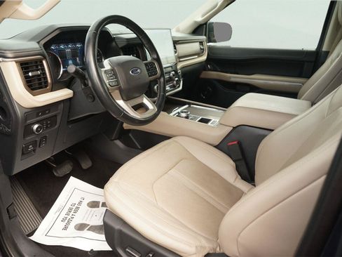Used 2022 Ford Expedition Max Limited RWD image 8