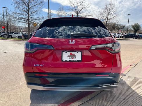 Used 2025 Honda HR-V EX-L image 7