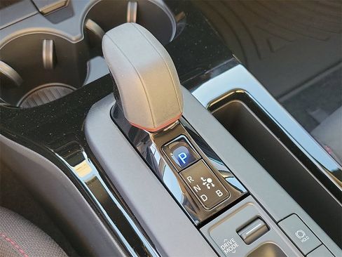 New 2026 Toyota Prius Plug-In Hybrid FWD image 26