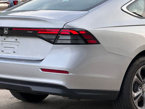 Used 2024 Honda Accord EX image 6