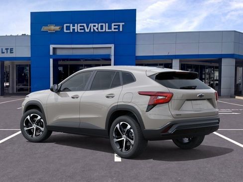 New 2026 Chevrolet Trax RS w/ Driver Confidence Package FWD image 3