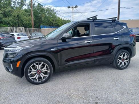Used 2021 Kia Seltos SX AWD/4WD image 3