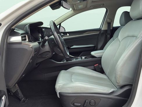 Used 2023 Kia K5 EX image 16