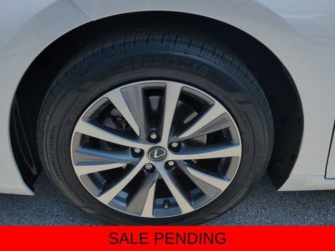 Certified 2020 Lexus ES 350 w/ Premium Package FWD image 11