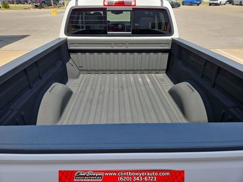 Used 2021 Chevrolet Colorado LT w/ Luxury Package image 4