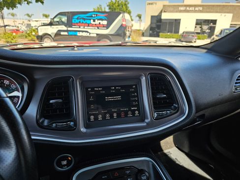 Used 2022 Dodge Challenger GT image 31