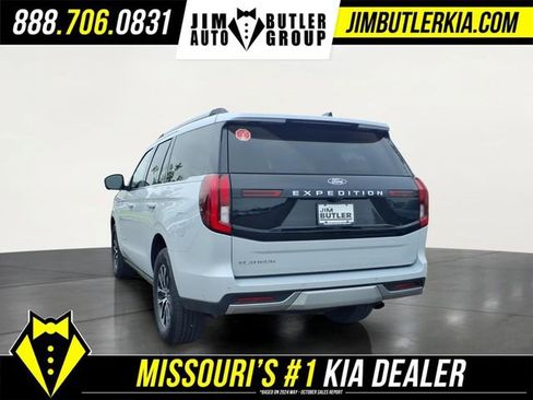 Used 2025 Ford Expedition Platinum AWD/4WD image 5