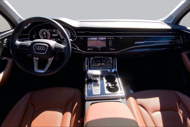 Used 2023 Audi Q7 3.0T Premium Plus AWD/4WD image 15