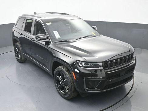 New 2026 Jeep Grand Cherokee Limited w/ Limited Altitude Package RWD image 49