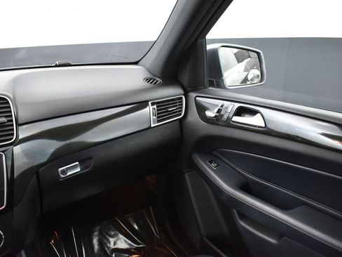 Used 2018 Mercedes-Benz GLE 350 image 15