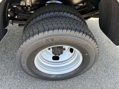 New 2026 Ford F350 XL w/ XL Chrome Package AWD/4WD image 10