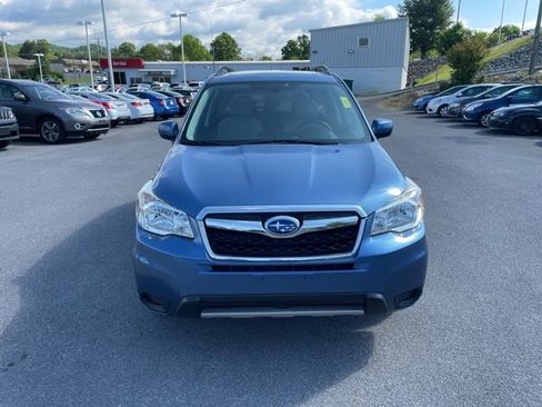 Used 2015 Subaru Forester 2.5i Premium w/ All-Weather Package image 3