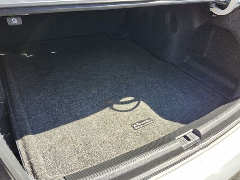 Used 2018 Volkswagen Passat 2.0T SE image 7