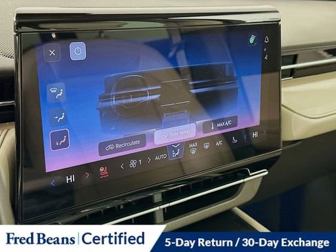 Used 2024 Lincoln Nautilus Reserve w/ Equipment Group 202A AWD/4WD image 18