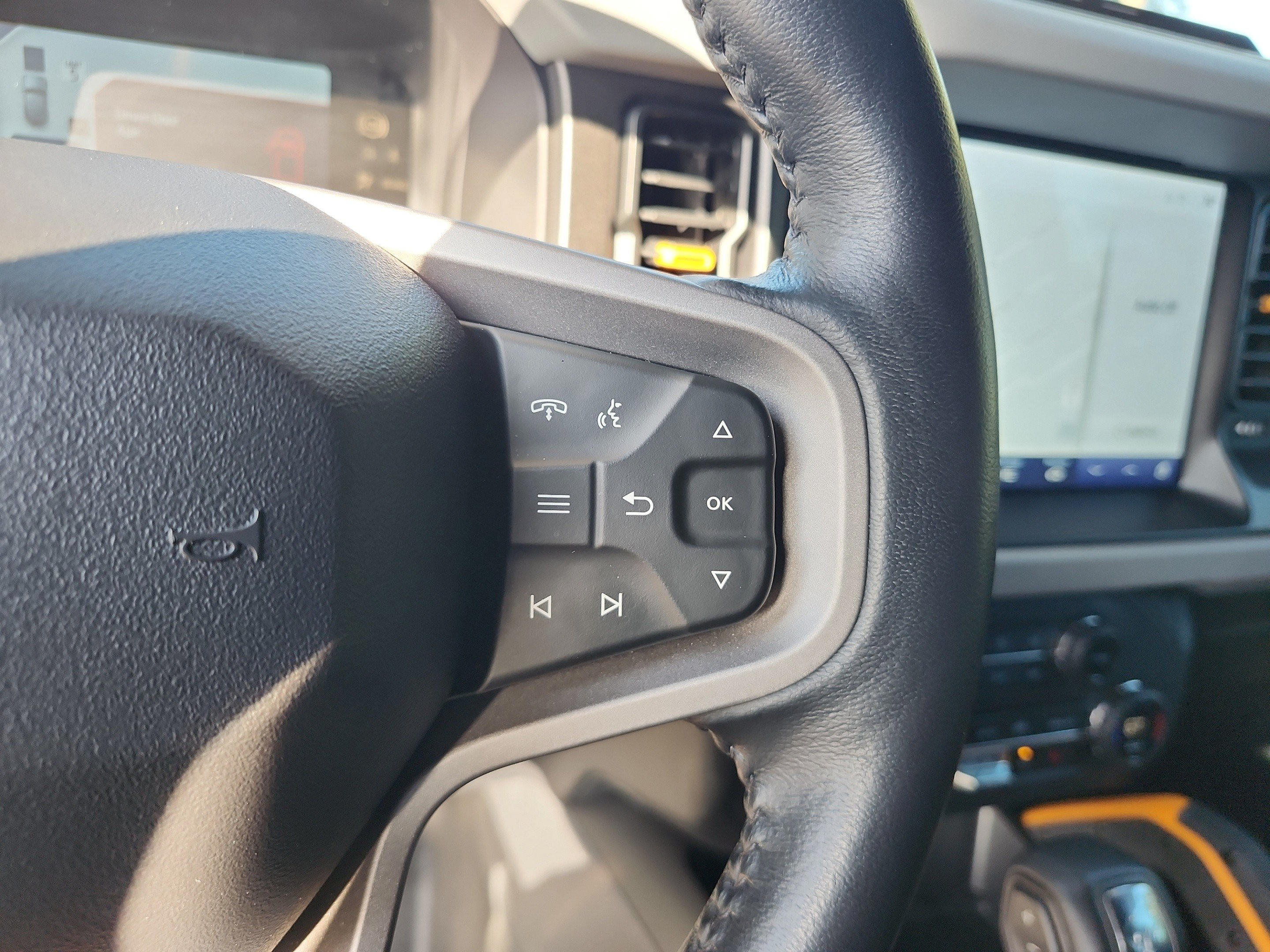 Used 2023 Ford Bronco Badlands AWD/4WD image 25