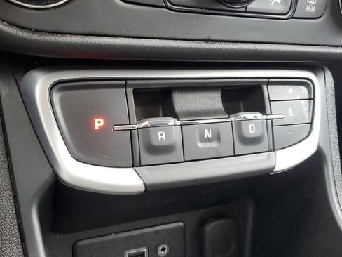 Used 2022 GMC Terrain SLE w/ Driver Convenience Package image 22